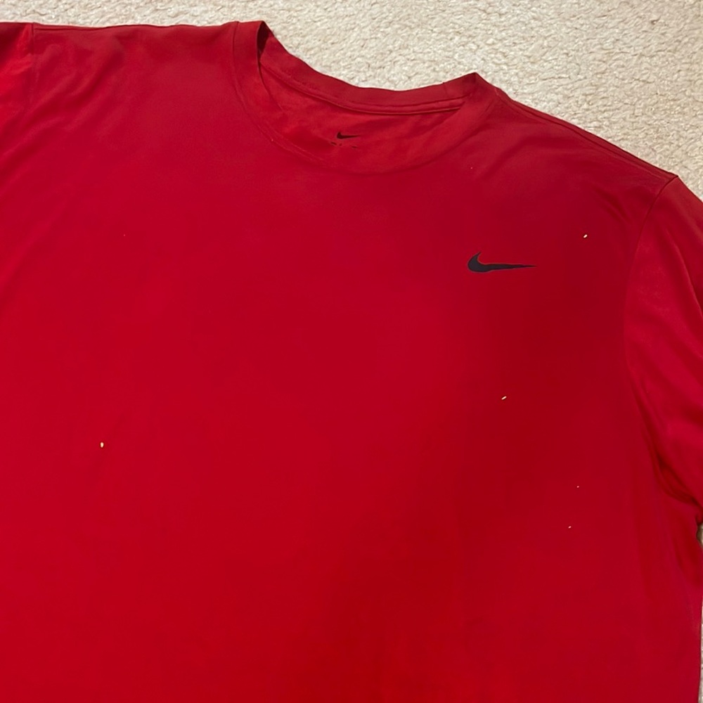 Red men’s dry fit 3xl like new